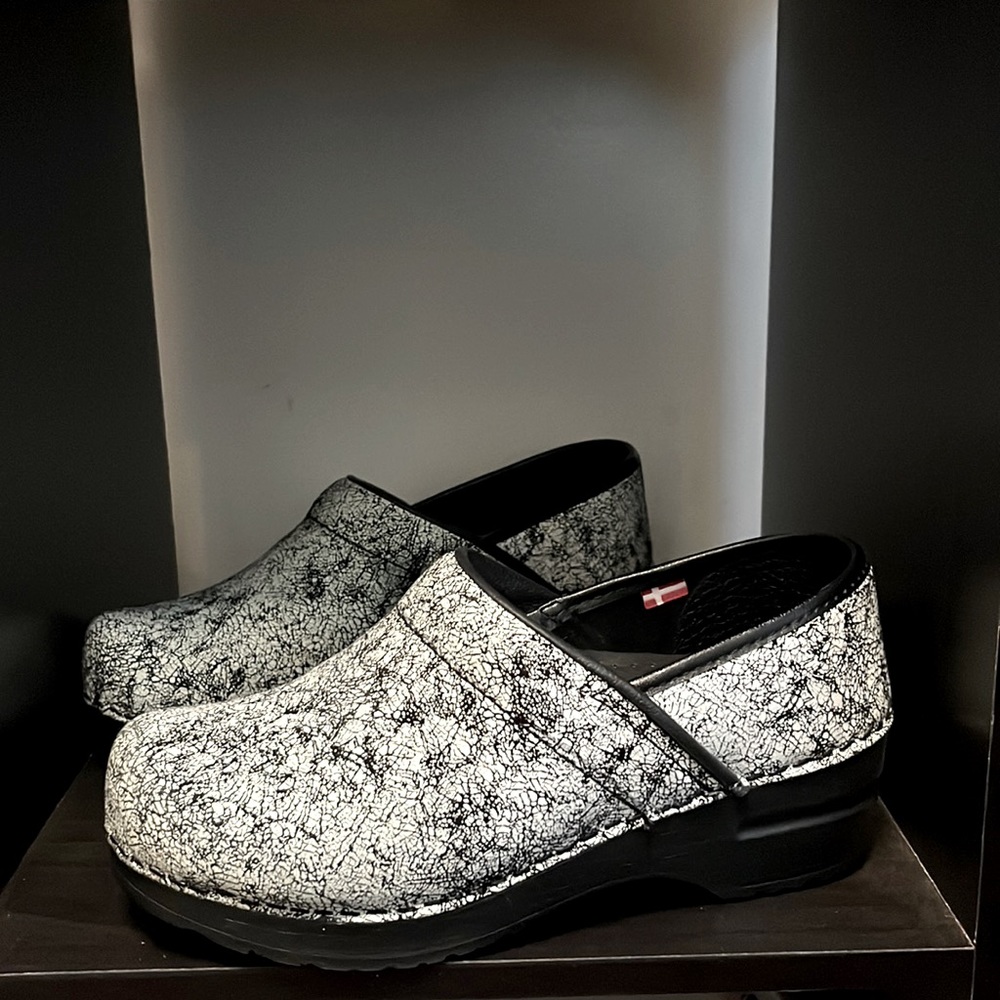 Brand New Dansko shoes. Size 36. Bought them but never worn.
